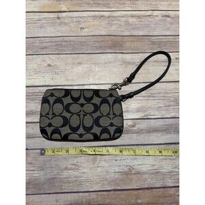 COACH Black/light Gray Signature Jacquard Small Wristlet, EUC 6.5” X 4”